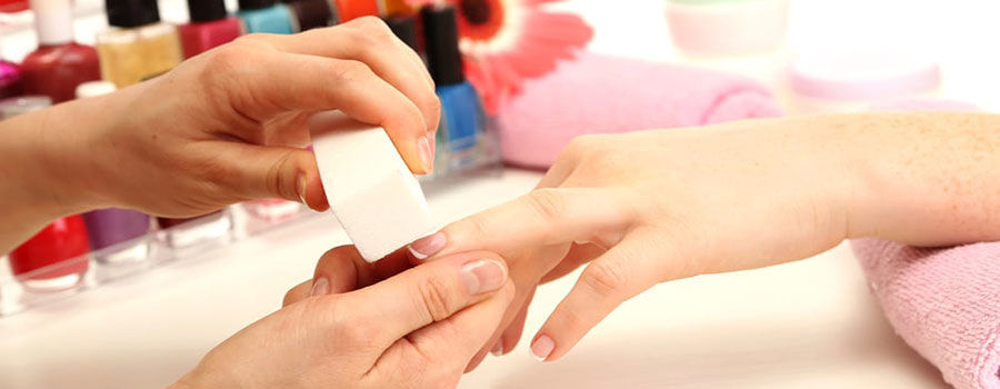 Ngành nail Việt Nam đang trở thành một ngành nghề phát triển với sự đa dạng và sáng tạo không ngừng. Hãy đến với chúng tôi để trải nghiệm những mẫu nail mới nhất và độc đáo nhất trong ngành nail Việt Nam.