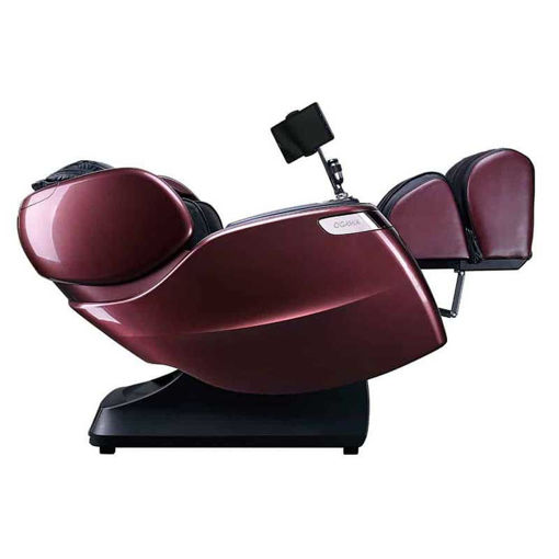 Ogawa Master Drive AI massage chair in zero gravity