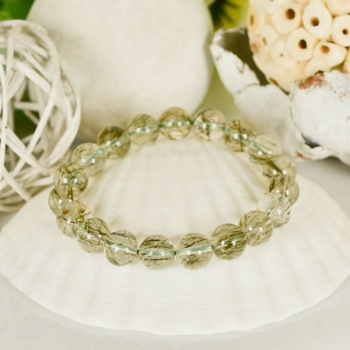Picture of Mulany MB7003 Green Rutilated Quartz Healing Bracelet