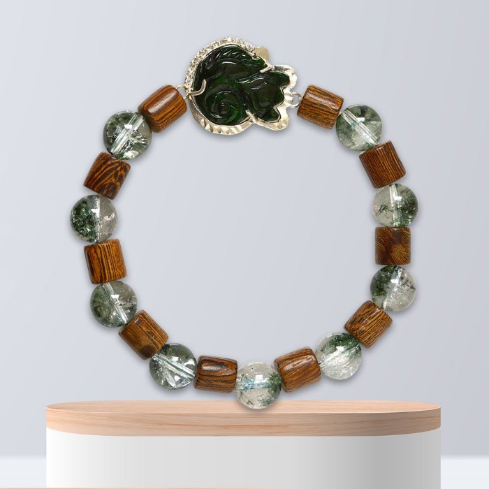 Picture of Mulany MB9001 Agarwood With Fox Charm Healing Bracelet