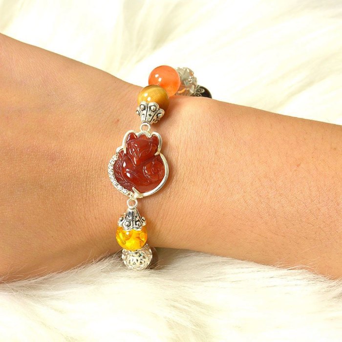 Picture of Mulany MB8057 Multicolor Stone With Fox Charm Healing Bracelet