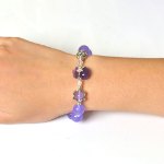 Picture of Mulany MB8051 Amethyst Stone With Money Bag Charm Healing Bracelet