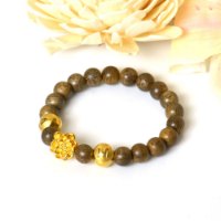 Hình ảnh Vòng Tay MB9004 Trầm Hương Với Charm Mạ Vàng