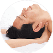 Neck massage of the Inada Robo massage chair