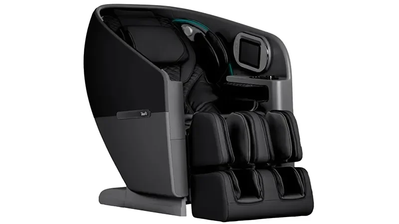 Osaki Flagship Duo massage chair with roomy seat for tall users