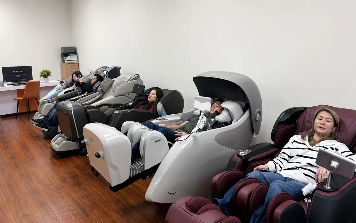 Tittac massage chair showroom where customers can try massage chairs before buying